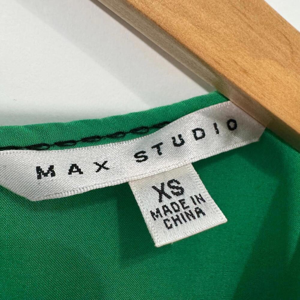 Max Studio Women’s Size XS Green Lightweight Pleated Crochet Detail Mini Dress - Picture 4 of 12